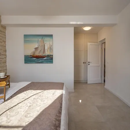 Beautiful Katarina Diklo Villa