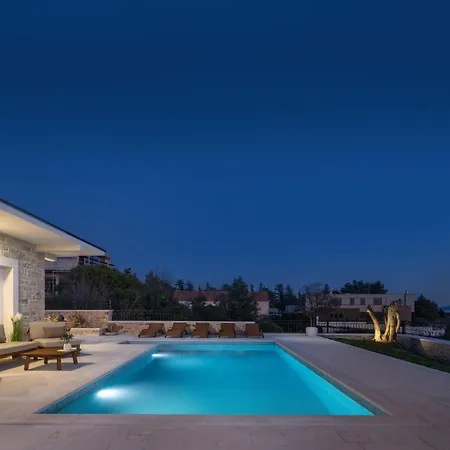 Beautiful Katarina Diklo Villa